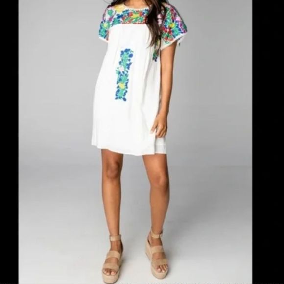 Buddy Love Dress Medium Embroidered Floral Carolina Oxacan Mini Dress - Picture 3 of 14